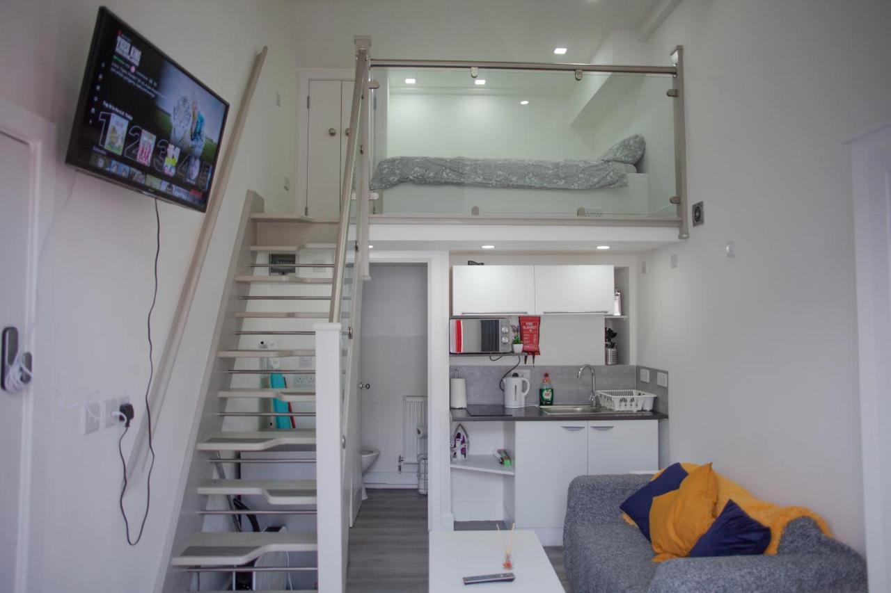 Modern & Stylish Studio In Reading Centre Daire Dış mekan fotoğraf