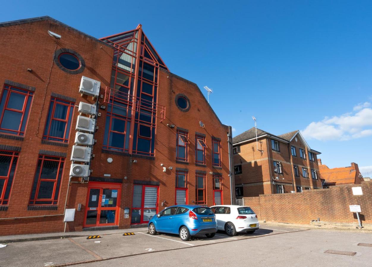 Modern & Stylish Studio In Reading Centre Daire Dış mekan fotoğraf